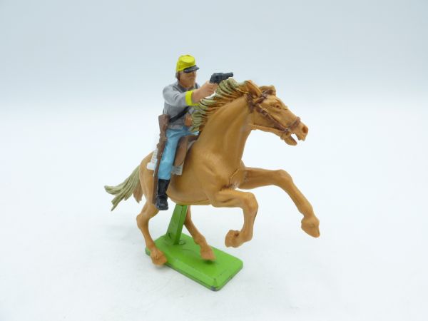 Britains Deetail Confederate on horseback, firing pistol