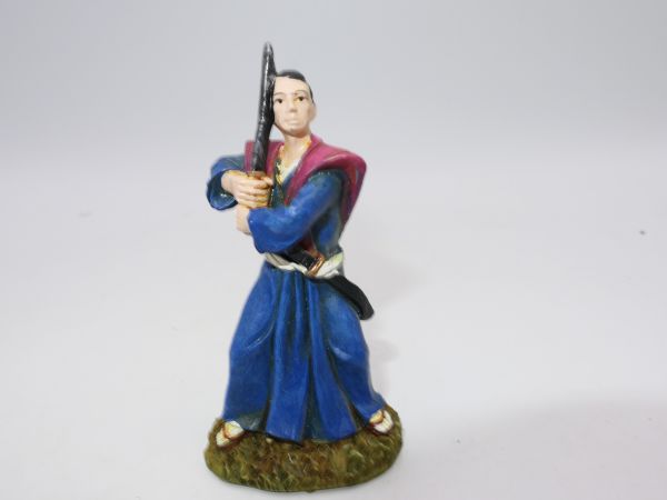 Samurai stehend (Kunststoff), Gesamthöhe 7,5/8 cm