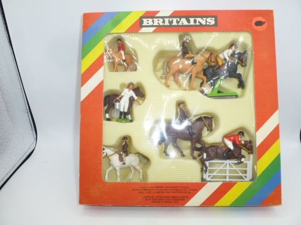 Britains Riding Boxed Set, No. 7176 with 8 figures - brand new
