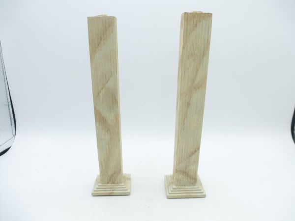 2 hohe Säulen für Dioramenbauer, passend z.B. für King & Country