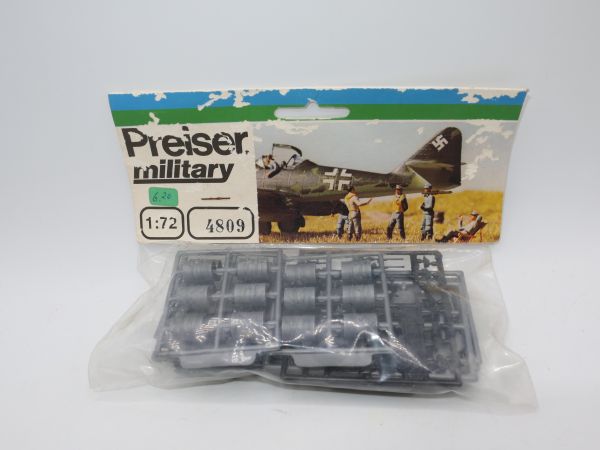 Preiser H0 Military: Accessories (barrels, hand pumps, etc.), No. 4809