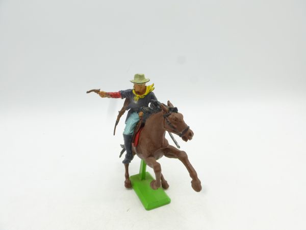 Britains Deetail Private 7th Cavalry riding, firing pistol sideways