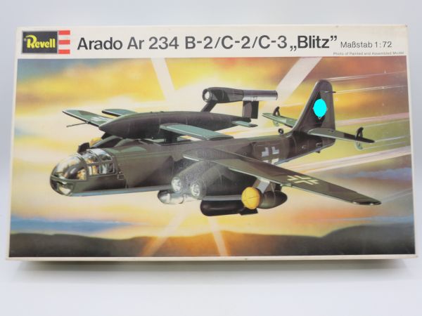 Revell 1:72 Arado Ar 234 B-2 / C-2 / C-3 "BLITZ", No. H 162 - OPV, on cast