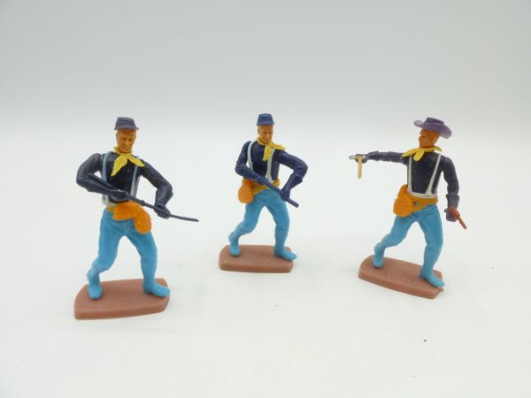 Plasty 3 Union Army soldiers standing