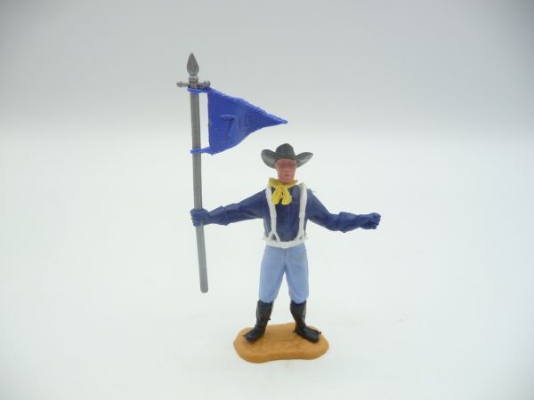Timpo Toys Union Army Soldier standing with blue 7th cavalry flag