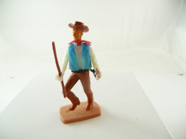 Plasty Cowboy running with rifle + pistol (with 2 weapons)