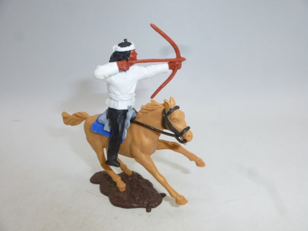 Timpo Toys Apache riding, white with bow - great base plate