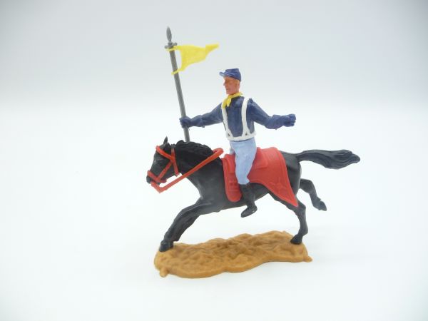 Timpo Toys Union Army Soldier 2nd version riding with flag