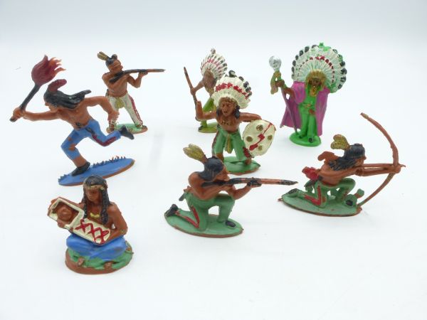 Beautiful set of Indians, 5-5,4 cm high (8 figures)