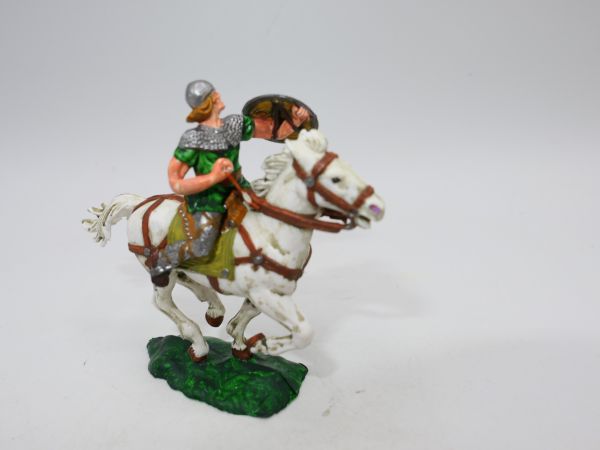 Norman on horseback hit by arrow - great 4 cm modification
