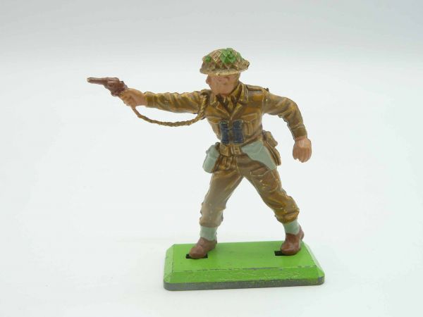 Britains Deetail English soldier standing firing pistol