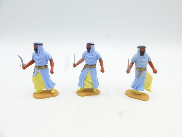 Timpo Toys 3 Arabs with scimitar, 3 different leg postures