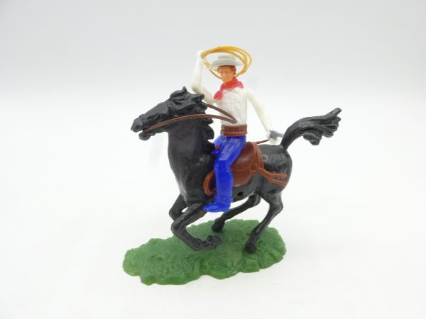 Elastolin 5,4 cm Cowboy riding with pistol + lasso