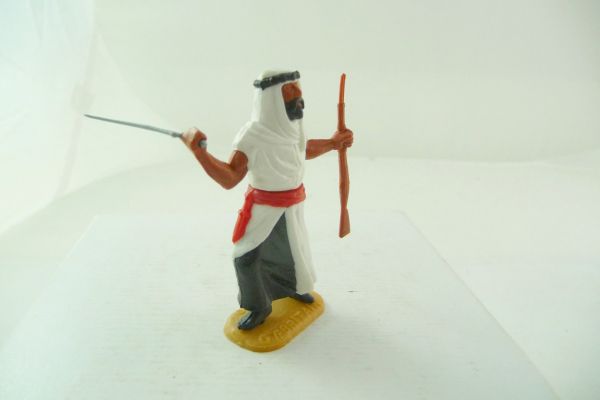 Timpo Toys Arab standing with sabre + rifle, white