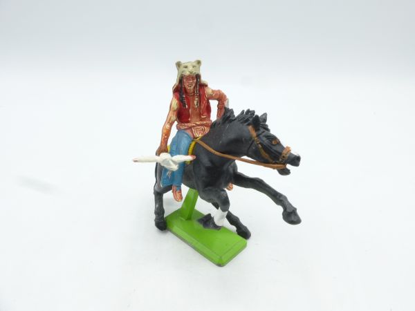 Britains Deetail Indian with bearskin, spear sideways - rare horse