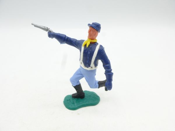 Timpo Toys Union Army soldier 2nd version running, firing pistol