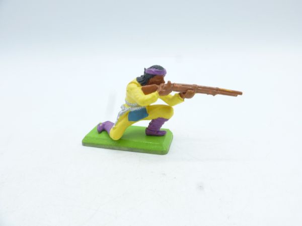 Britains Deetail Apache kneeling with rifle, yellow/purple