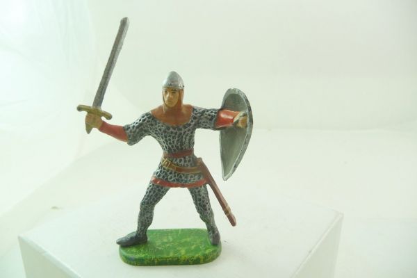 Preiser 7 cm Bayeux Norman with raised sword + shield - brand new