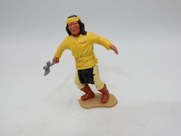 Timpo Toys Apache stehend, gelb, hellgelbe Hose, schwarzer Schurz