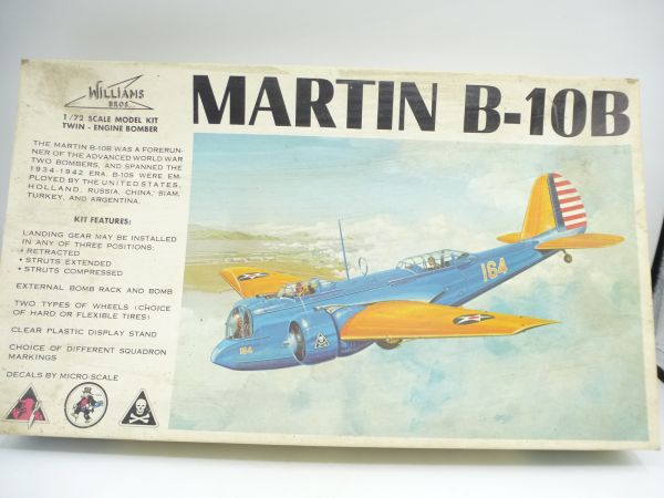 Williams Bros. 1:72 (California) MARTIN B-10B - Teile am Guss