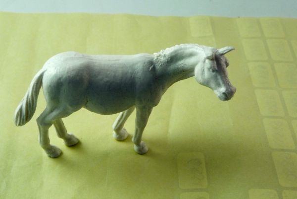 Timpo Toys Pferd / Weidepferd, weiß, stehend, nach rechts blickend