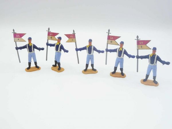 Timpo Toys 5 Union Army soldiers with US flag