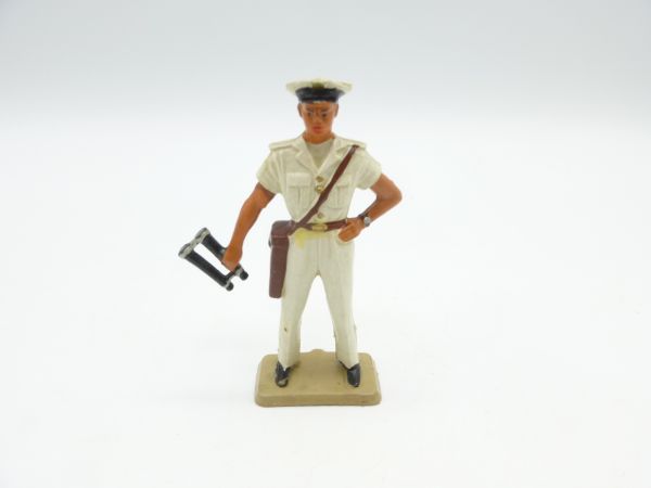 Starlux Naval officer with field glasses