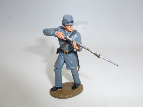 del Prado Confederate Corporal with rifle