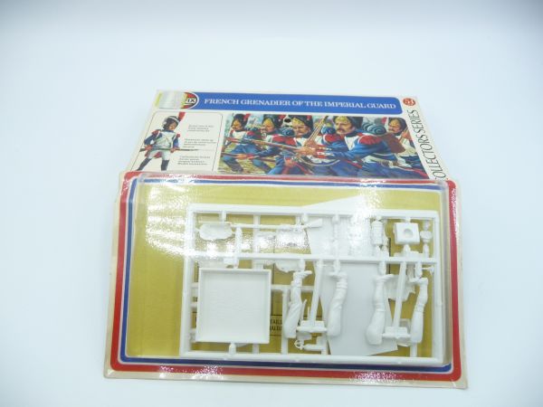Airfix 1:32 Model Kit 54 mm; French Grenadier of the Imperial Guard