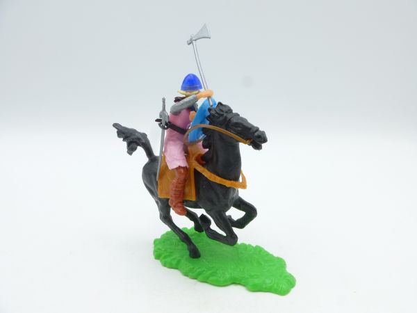 Elastolin 5,4 cm Norman on horseback with battle axe, shield + additional weapon