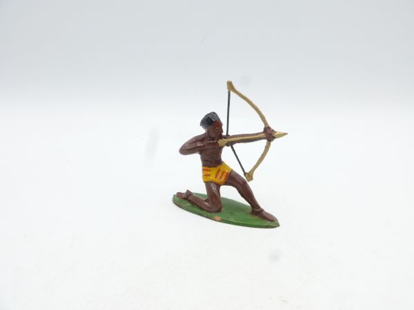 Starlux African archer, shooting bow