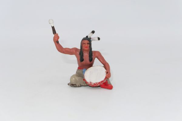Elastolin 7 cm Indianer sitzend mit Trommel (graue Hose), Nr. 6836