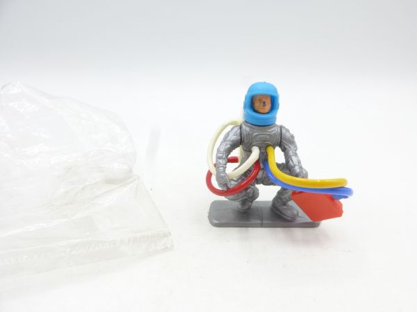 Starlux Astronaut with heavy accessories (height crouched 5 cm)