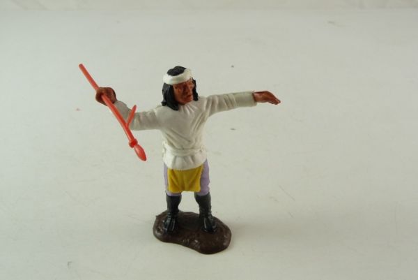 Timpo Toys Apache standing white, throwing spear (usually grey)