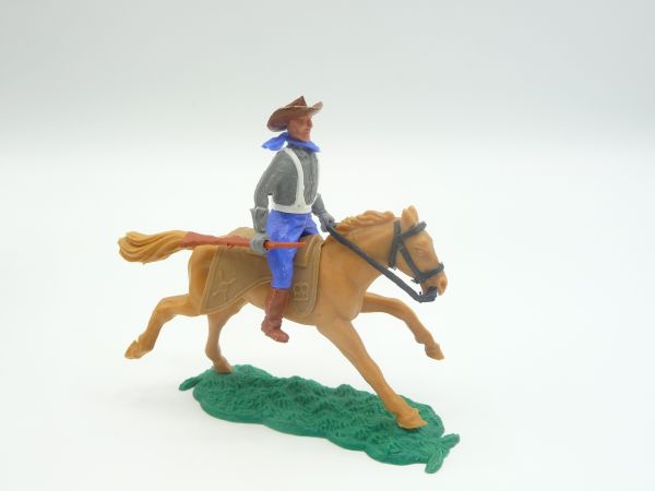 Timpo Toys Confederate Army soldier 1st version riding with rifle at side