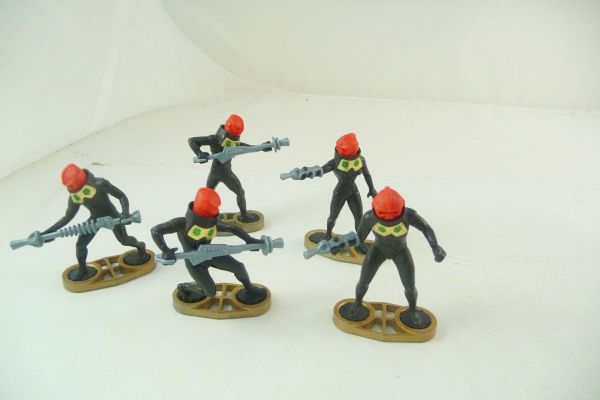 Britains Deetail Space Series: 5 Aliens - very good condition