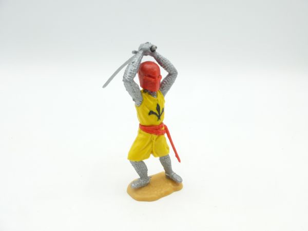 Timpo Toys Medieval knight yellow/red, striking ambidextrously over head
