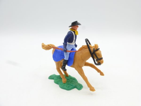 Timpo Toys Union Army soldier 1st version riding with rifle - brand new