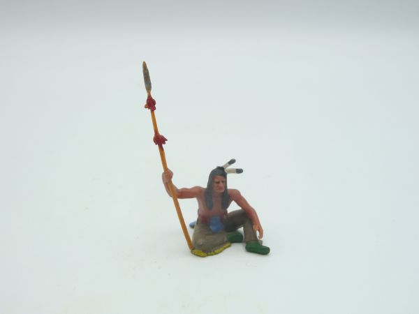 Elastolin 4 cm Indian sitting with spear, No. 6835 - very good condition