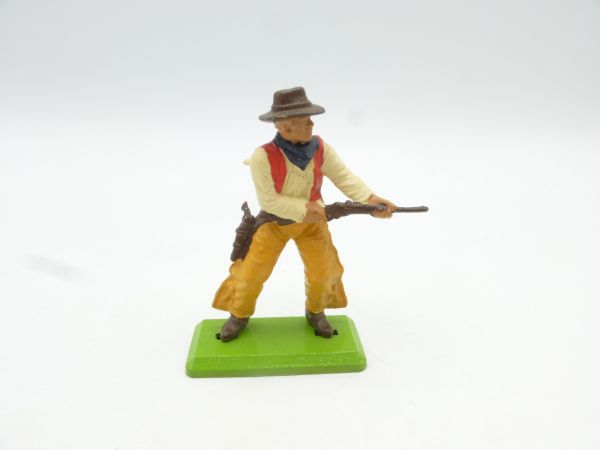 Britains Deetail Cowboy standing, firing from the hip