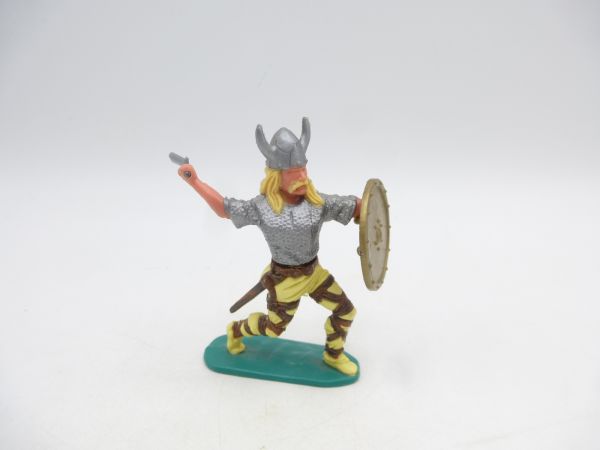 Timpo Toys Viking advancing with sword + shield - original shield