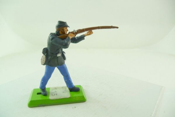 Britains Deetail Union army soldier standing firing (movable arm) - brand new