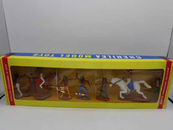 Cherilea Toys Blister box with 6 Indians (2 riders, 4 feet) - brand new