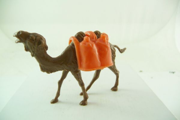 Manurba Domplast Kamel mittelbraun mit dunkel-orangen Tragesäcken