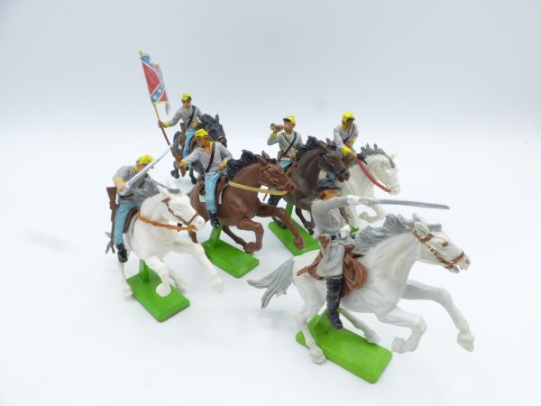 Britains Deetail Nice set of Confederate Army soldiers riding (6 figures)