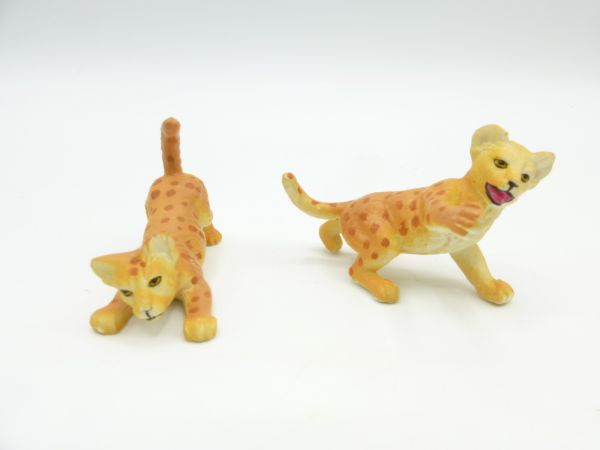 Preiser 2 lion cubs - brand new with orig. packaging
