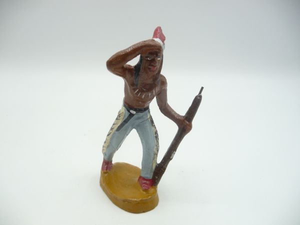 Hopf Indian peering with rifle - great figure, very good condition