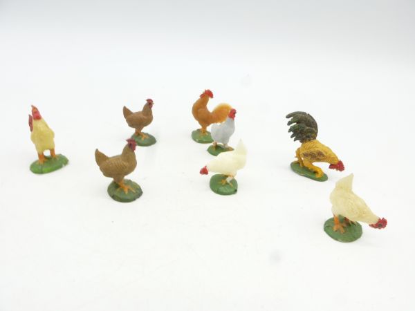 Elastolin soft plastic 8 hens / cocks