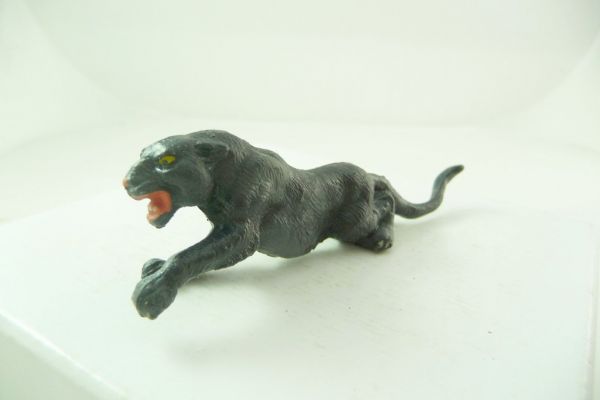 VEB Plaho Panther attacking - brand new