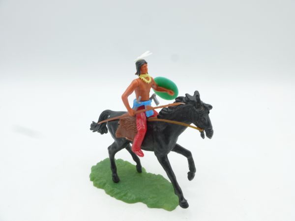 Elastolin 5,4 cm Indian riding with spear + shield (+ 2 weapons in belt)